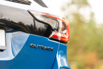 Subaru Outback Geyser (MY24)